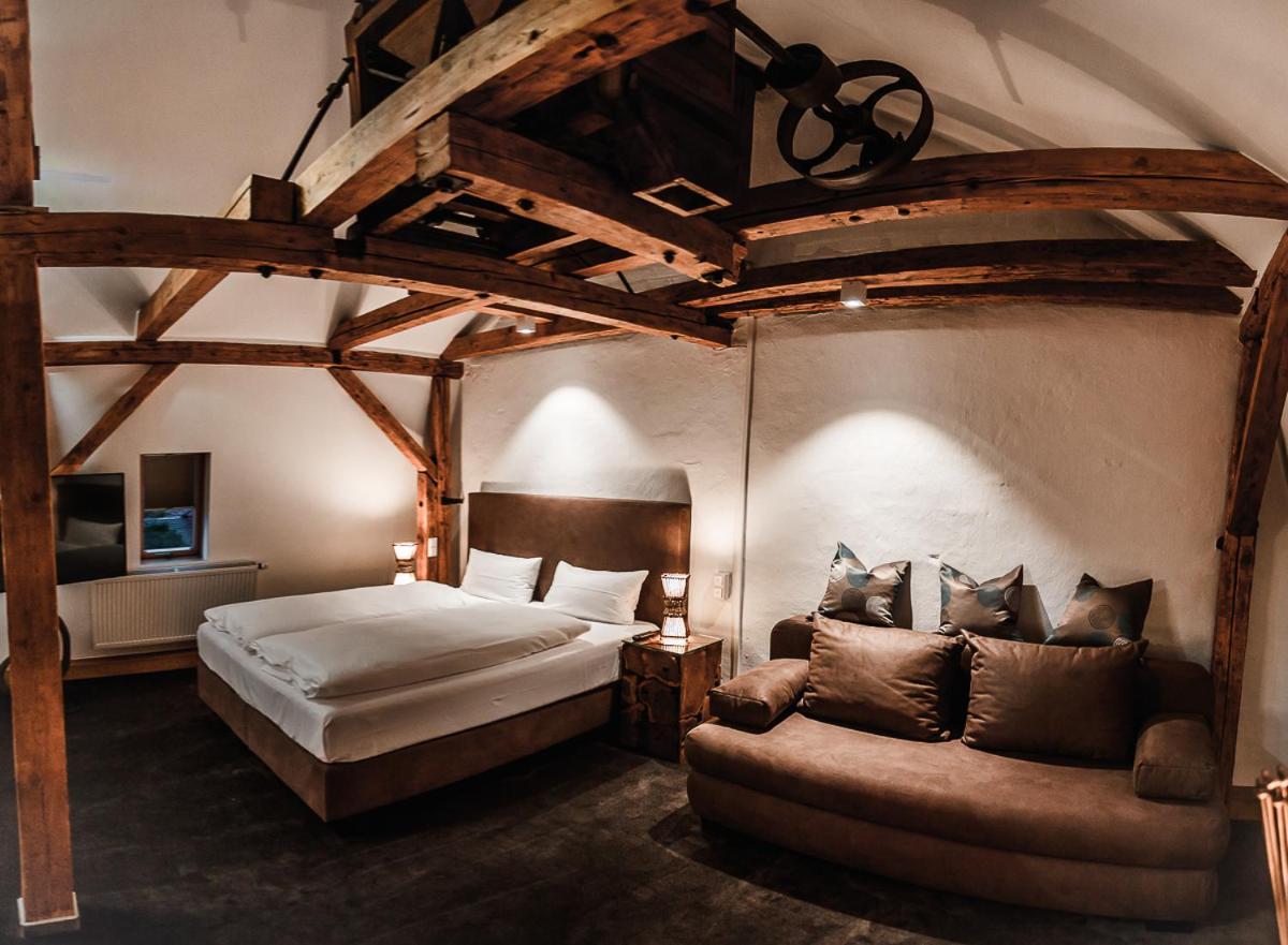 Landhotel Kahltalmuehle Alzenau in Unterfranken Rum bild