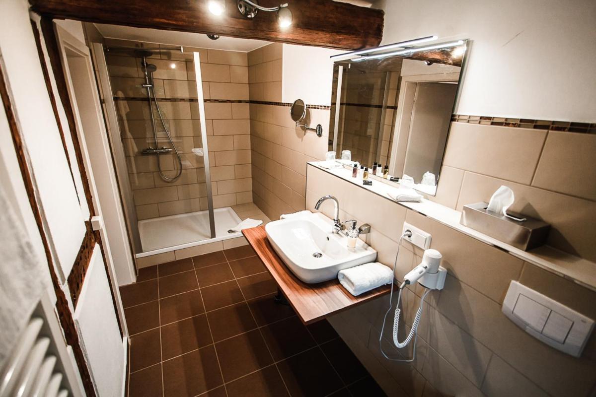 Landhotel Kahltalmuehle Alzenau in Unterfranken Rum bild
