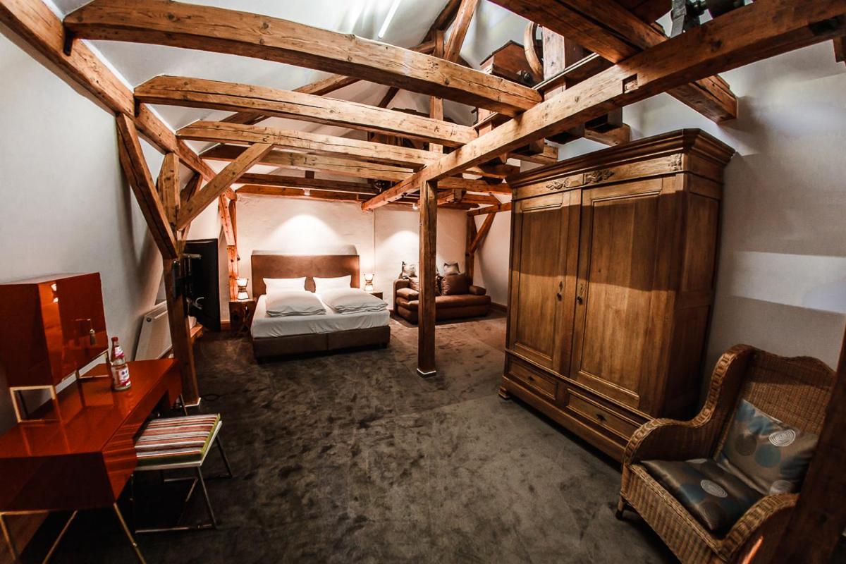Landhotel Kahltalmuehle Alzenau in Unterfranken Rum bild
